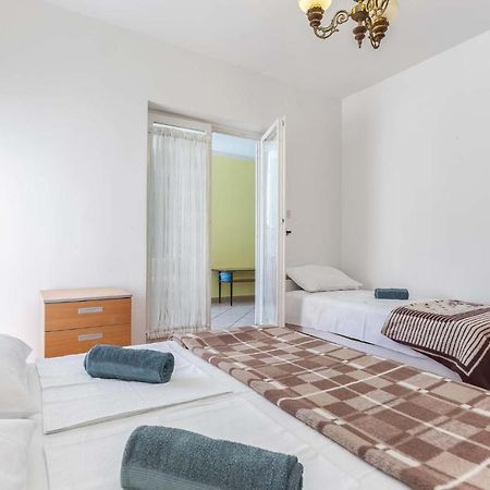 Zlata Apartment Porec Bagian luar foto