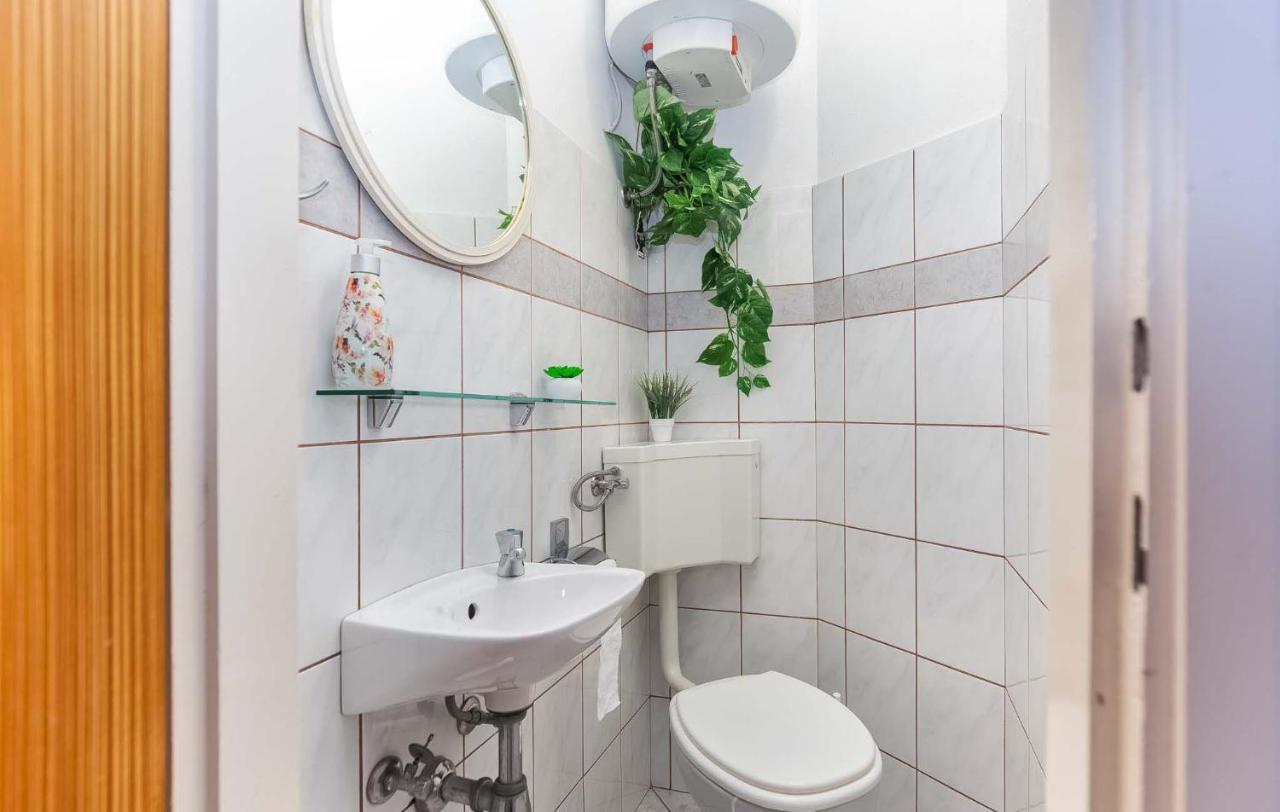 Zlata Apartment Porec Bagian luar foto