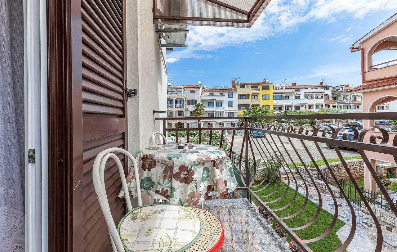 Zlata Apartment Porec Bagian luar foto